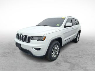 Used 2021 Jeep Grand Cherokee Laredo AWD/4WD video 1