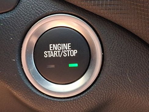 Certified 2023 Chevrolet Equinox RS AWD/4WD image 26