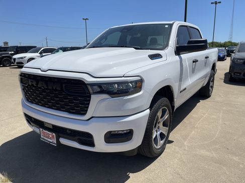 Used 2025 RAM 1500 Tradesman AWD/4WD image 8