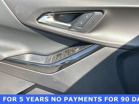 New 2026 Chevrolet Equinox LT w/ Convenience Package II FWD image 27