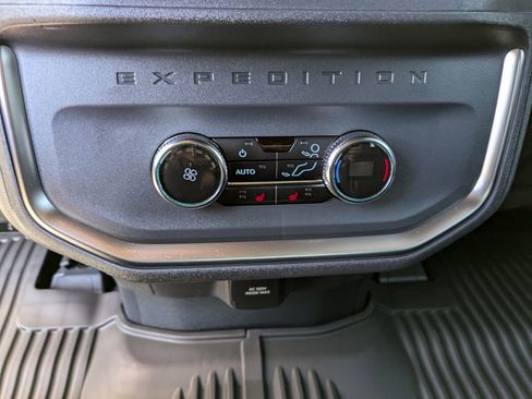 New 2025 Ford Expedition Tremor image 19