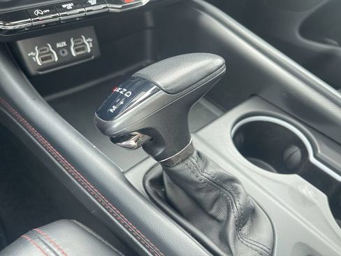 Used 2024 Dodge Durango GT AWD/4WD image 34