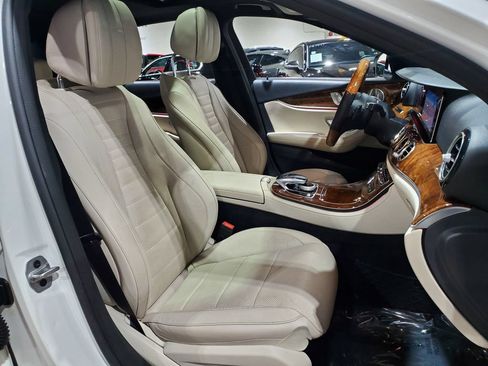 Used 2020 Mercedes-Benz E 350 Sedan image 14
