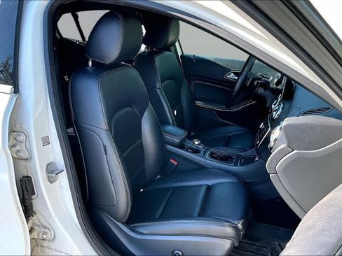 Used 2020 Mercedes-Benz GLA 250 4MATIC image 15
