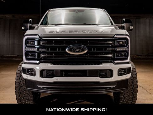 Used 2026 Ford F250 Platinum image 4