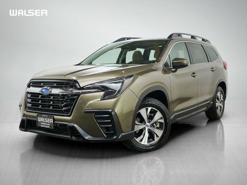 Used 2025 Subaru Ascent Premium AWD/4WD image 1