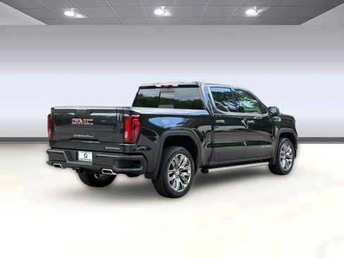 Used 2024 GMC Sierra 1500 Denali w/ Denali Reserve Package AWD/4WD image 9