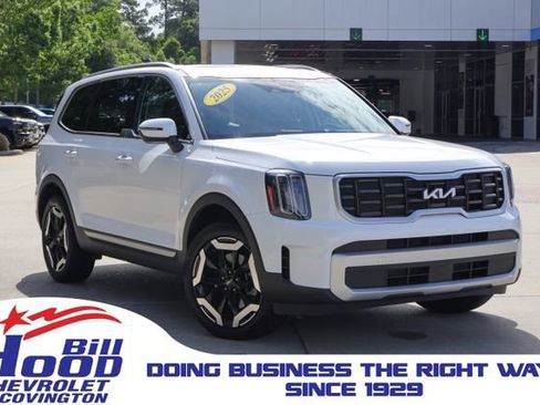 Used 2025 Kia Telluride S FWD image 1