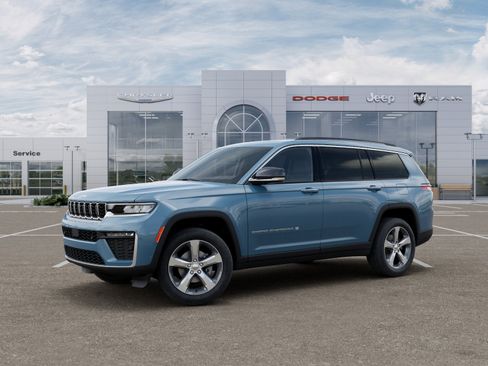 New 2026 Jeep Grand Cherokee L Limited w/ Luxury Tech Group II AWD/4WD image 28