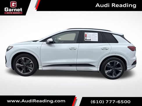 Used 2024 Audi Q4 e-tron Premium Plus w/ Premium Plus image 2