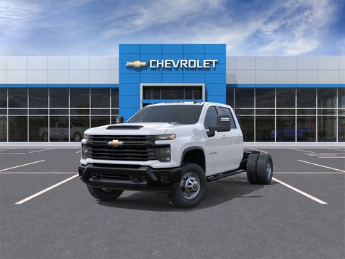 New 2026 Chevrolet Silverado 3500 W/T w/ Snow Plow Prep Package image 8