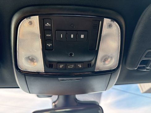 Used 2024 Dodge Durango GT image 50