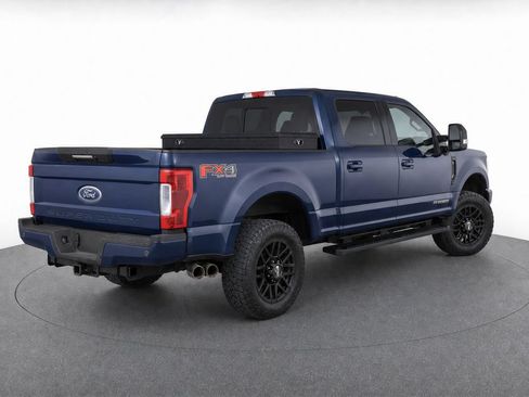 Used 2019 Ford F250 Lariat w/ Lariat Ultimate Package AWD/4WD image 4