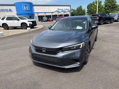 Used 2023 Honda Civic EX image 2