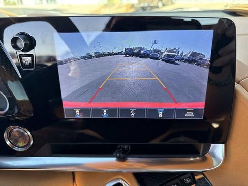 Used 2020 Chevrolet Corvette Stingray Premium Conv w/ 3LT Preferred Equipment Group RWD image 19