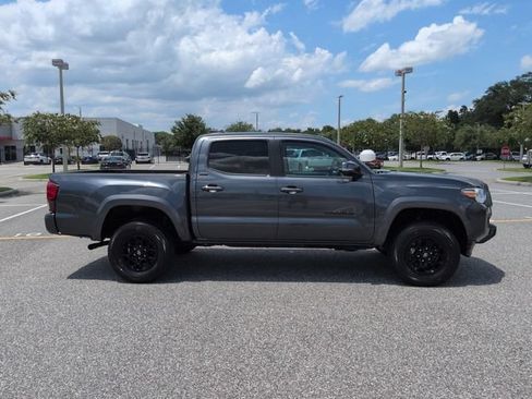 Certified 2022 Toyota Tacoma SR5 w/ Technology Package RWD image 3