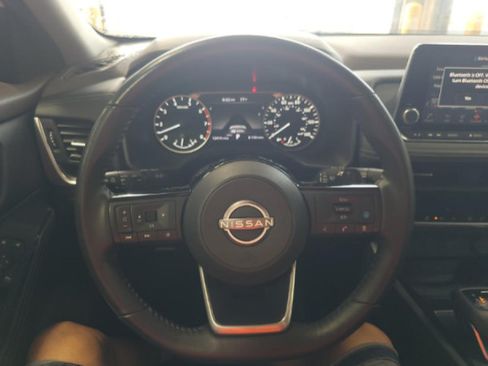 Used 2023 Nissan Rogue SV w/ SV Premium B Package AWD/4WD image 10