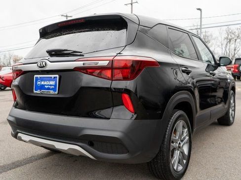 Used 2021 Kia Seltos LX AWD/4WD image 6