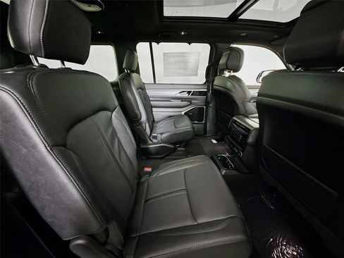 New 2026 Jeep Grand Wagoneer Limited AWD/4WD image 23