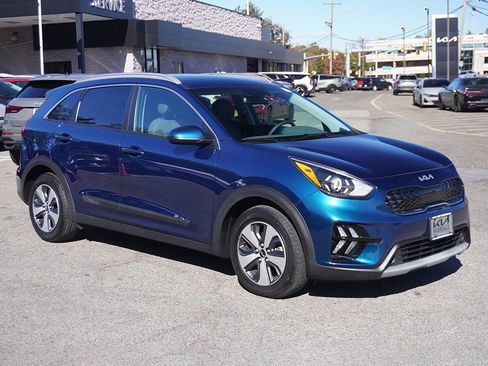 Used 2022 Kia Niro LX image 47