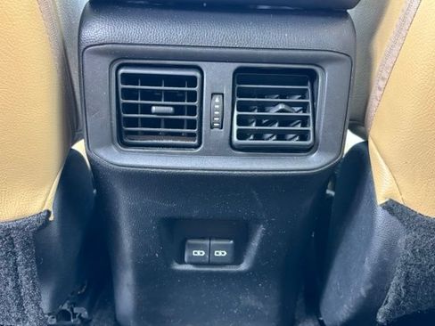 Used 2022 Toyota RAV4 XLE w/ Convenience Package FWD image 28