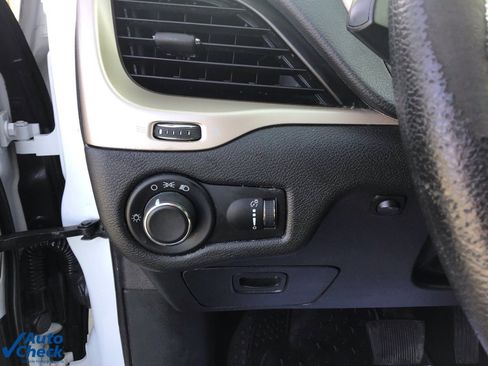 Used 2017 Jeep Cherokee Sport w/ Safety Group image 36