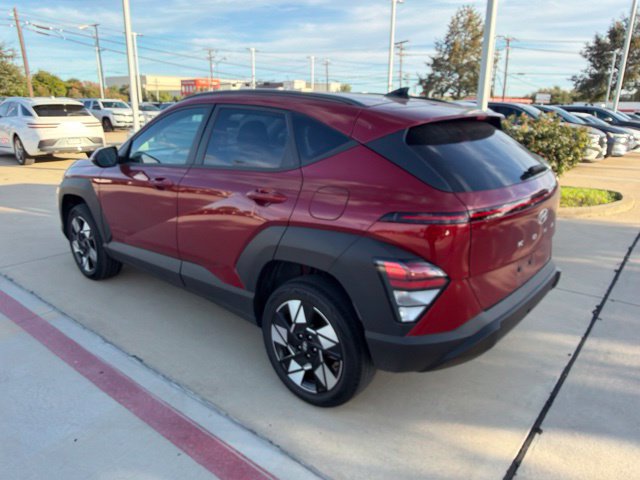 Used 2024 Hyundai Kona SEL AWD/4WD image 4