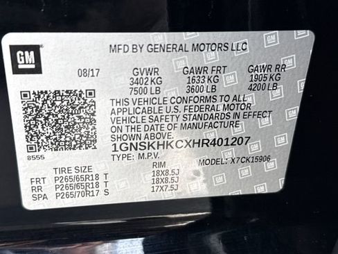 Used 2017 Chevrolet Suburban LT image 26