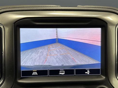 Used 2022 Chevrolet Silverado 1500 LT Trail Boss w/ LT Trail Boss Premium Package image 10