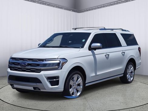 Used 2023 Ford Expedition Max Platinum AWD/4WD image 9