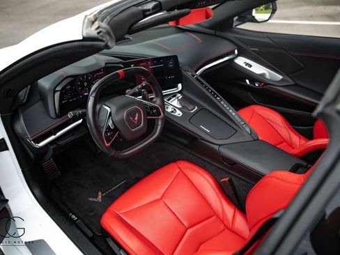 Used 2020 Chevrolet Corvette Stingray Coupe w/ Z51 Performance Package RWD image 24