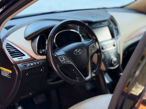 Used 2017 Hyundai Santa Fe SE w/ SE Premium Package 02 AWD/4WD image 20