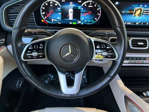 Used 2023 Mercedes-Benz GLS 450 4MATIC image 18