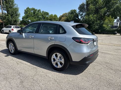 Used 2025 Honda HR-V LX image 3