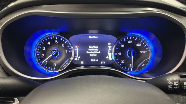 Used 2024 Chrysler Pacifica Touring-L FWD image 16