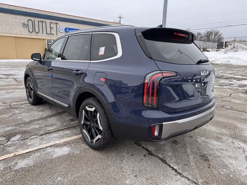 New 2025 Kia Telluride EX image 21