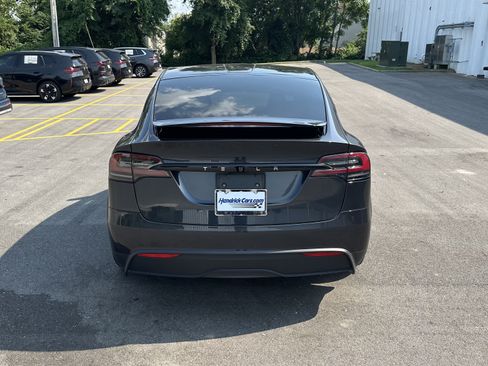 Used 2024 Tesla Model X AWD/4WD image 9