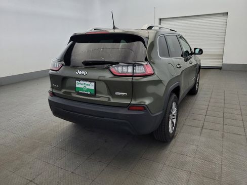 Used 2019 Jeep Cherokee Latitude Plus w/ Cold Weather Group AWD/4WD image 7