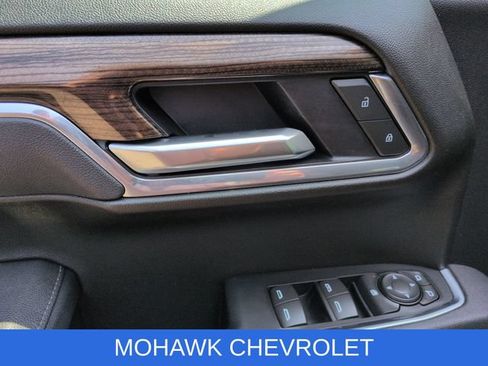 Certified 2025 Chevrolet Silverado 1500 LT Trail Boss w/ Convenience Package II AWD/4WD image 24