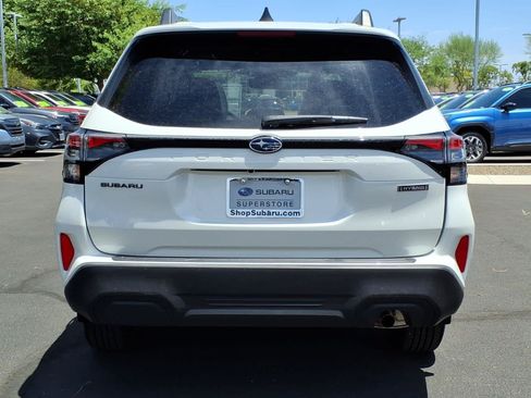 Used 2025 Subaru Forester Premium AWD/4WD image 6