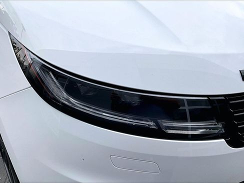 Used 2024 Land Rover Range Rover Sport SE image 28