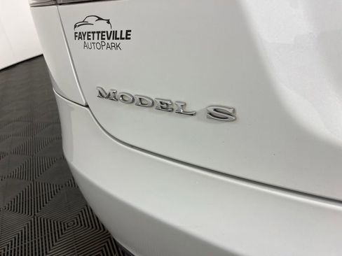 Used 2013 Tesla Model S Performance RWD image 20
