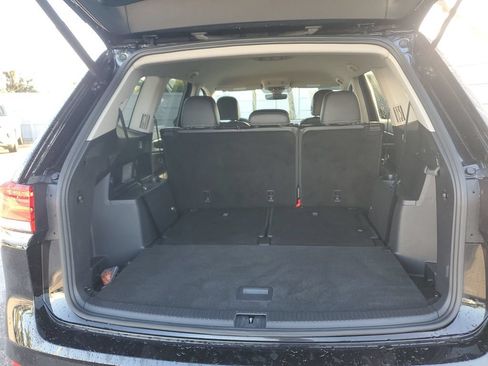 Certified 2024 Volkswagen Atlas SE FWD image 15
