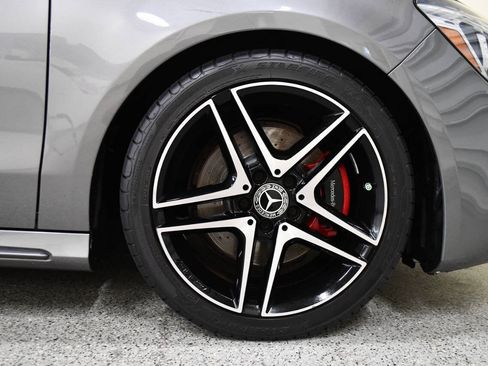 Used 2018 Mercedes-Benz CLA 250 image 26