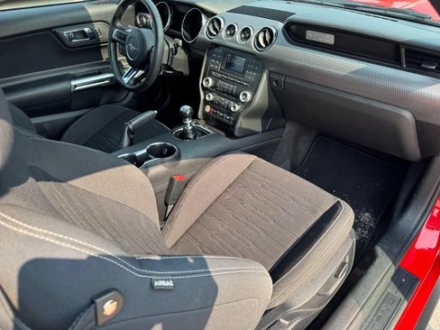 Used 2017 Ford Mustang GT w/ GT Performance Package RWD image 10