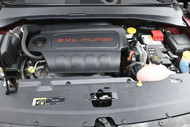 Used 2022 Jeep Compass High Altitude AWD/4WD image 22