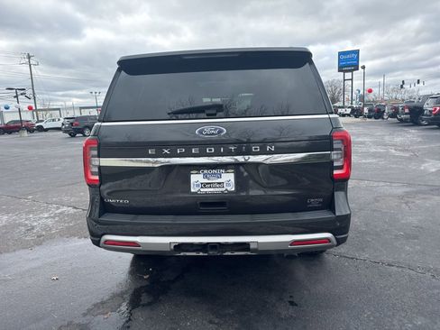 Used 2023 Ford Expedition Limited image 8