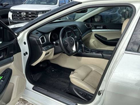 Used 2018 Nissan Maxima 3.5 SV FWD image 10