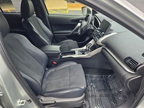 Used 2024 Mitsubishi Eclipse Cross SE AWD/4WD image 7