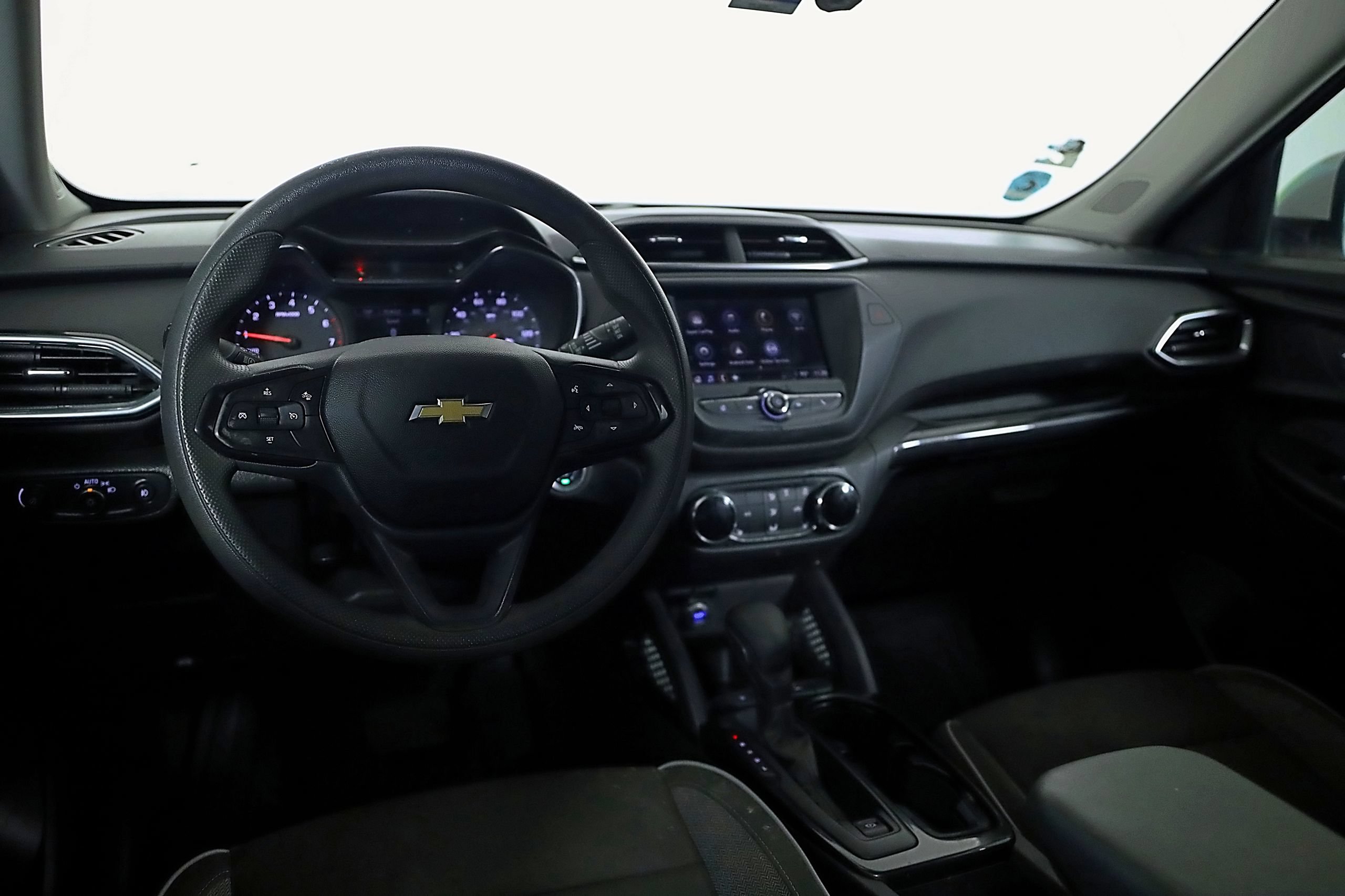 Used 2021 Chevrolet TrailBlazer LT w/ Driver Confidence Package FWD image 27